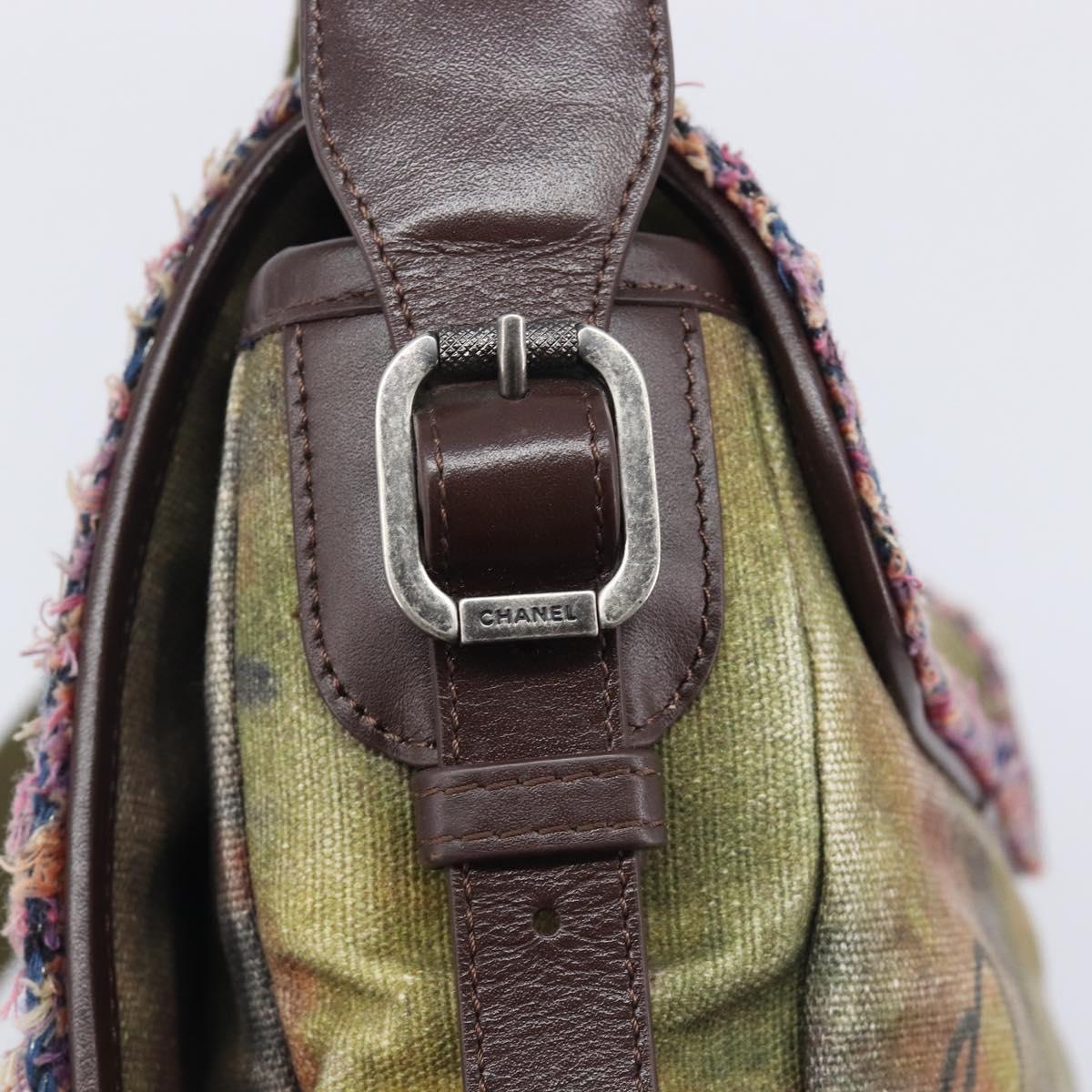 CHANEL Embroidery Graffiti Messenger bag Canvas Khaki Silver CC Auth 121518SM