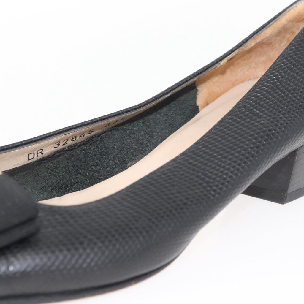 Salvatore Ferragamo Vara Ribbon Pumps Leather 7 1/2 Black Auth 174626A