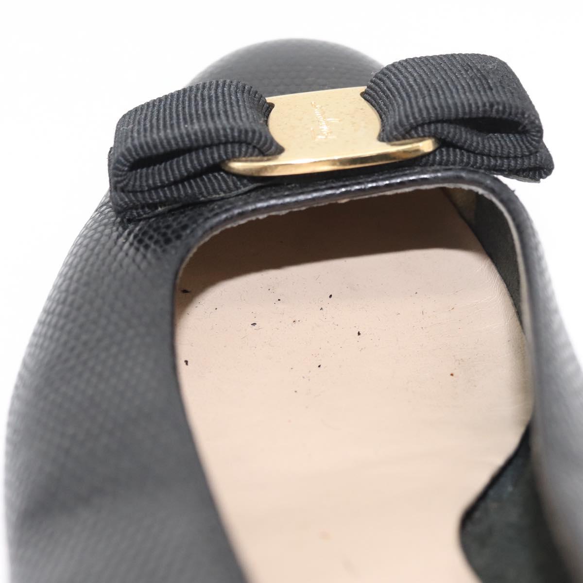 Salvatore Ferragamo Vara Ribbon Pumps Leather 7 1/2 Black Auth 174626A