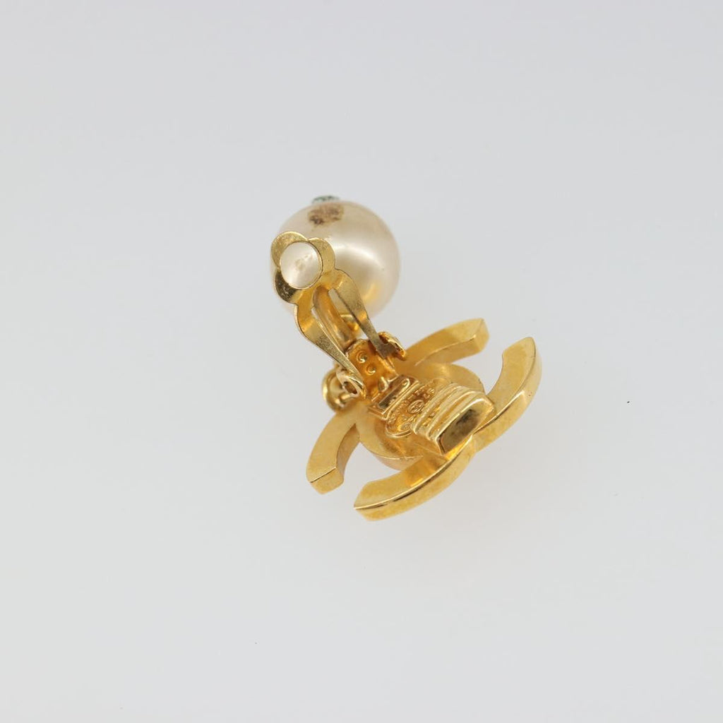 CHANEL Turn Lock Earring metal Gold Tone CC Auth 188629