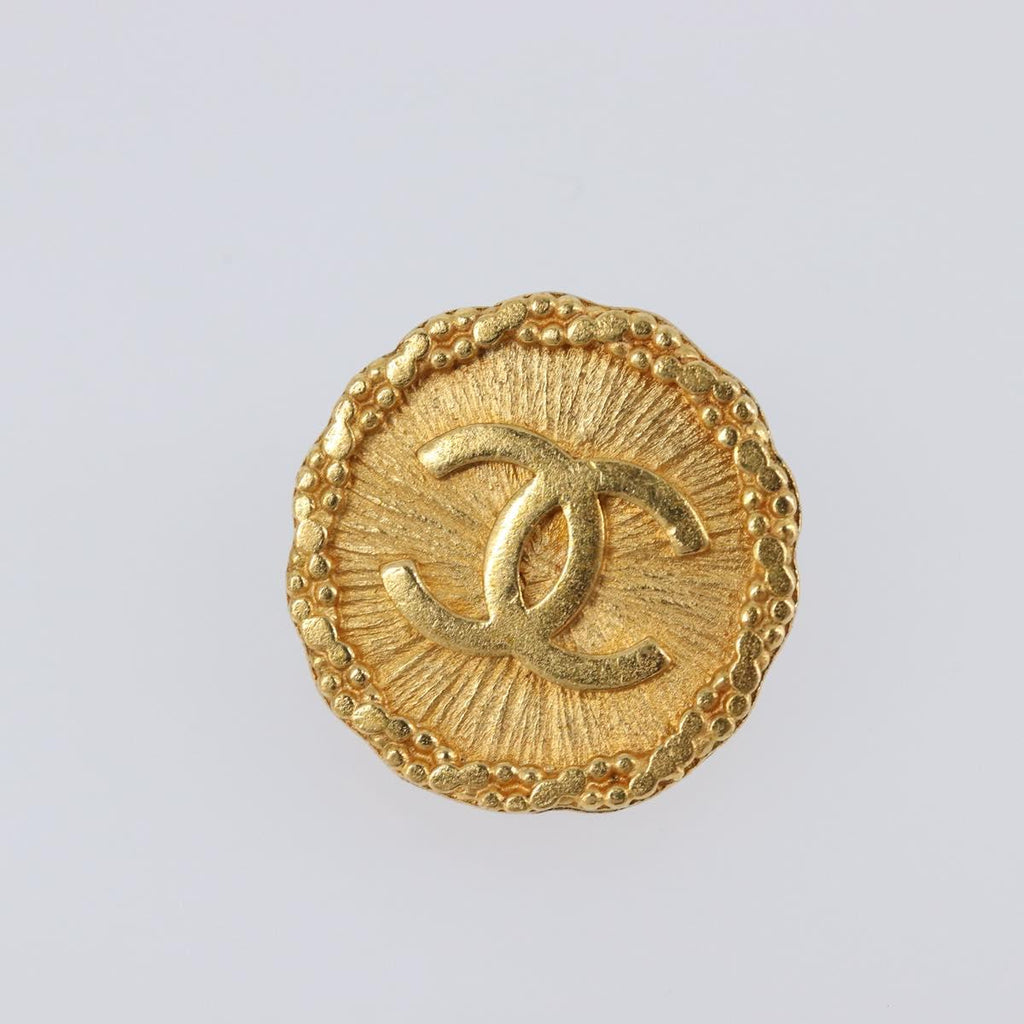 CHANEL Earring Metal Gold Tone CC Auth 204667V