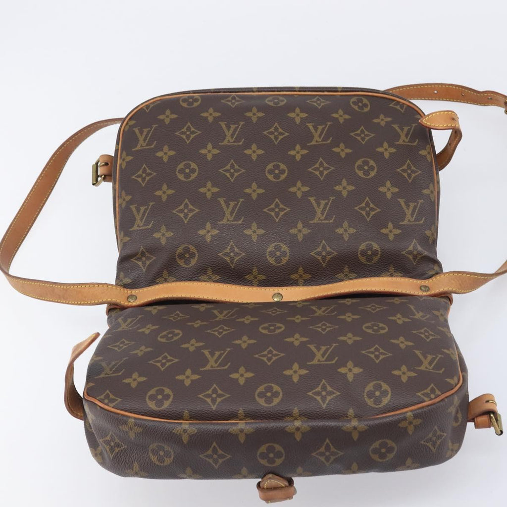 LOUIS VUITTON Monogram Saumur 30 Shoulder Bag M42256 LV Auth 206486