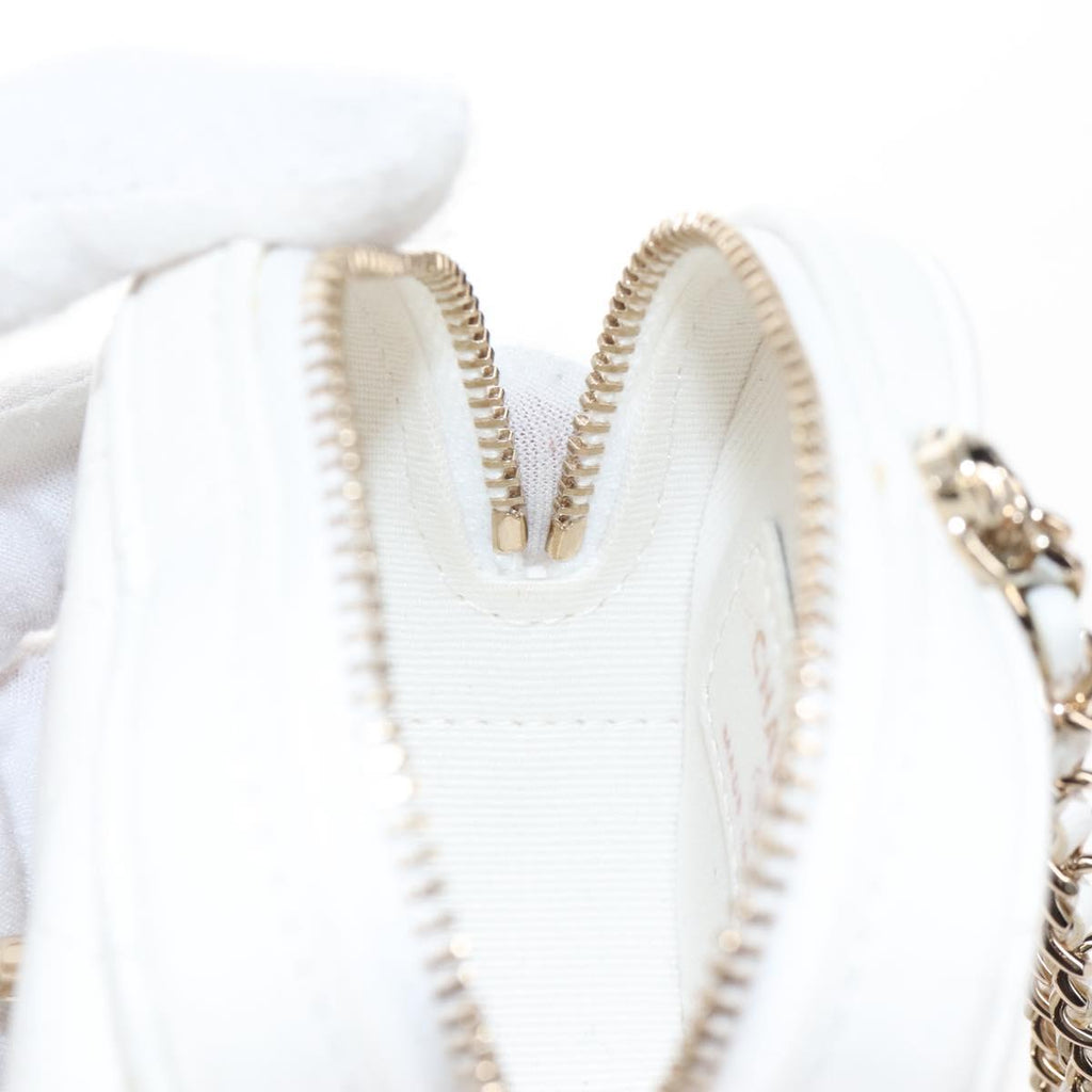 CHANEL Matelasse Chain Shoulder Pouch Lamb Skin White Gold CC Auth 208209M