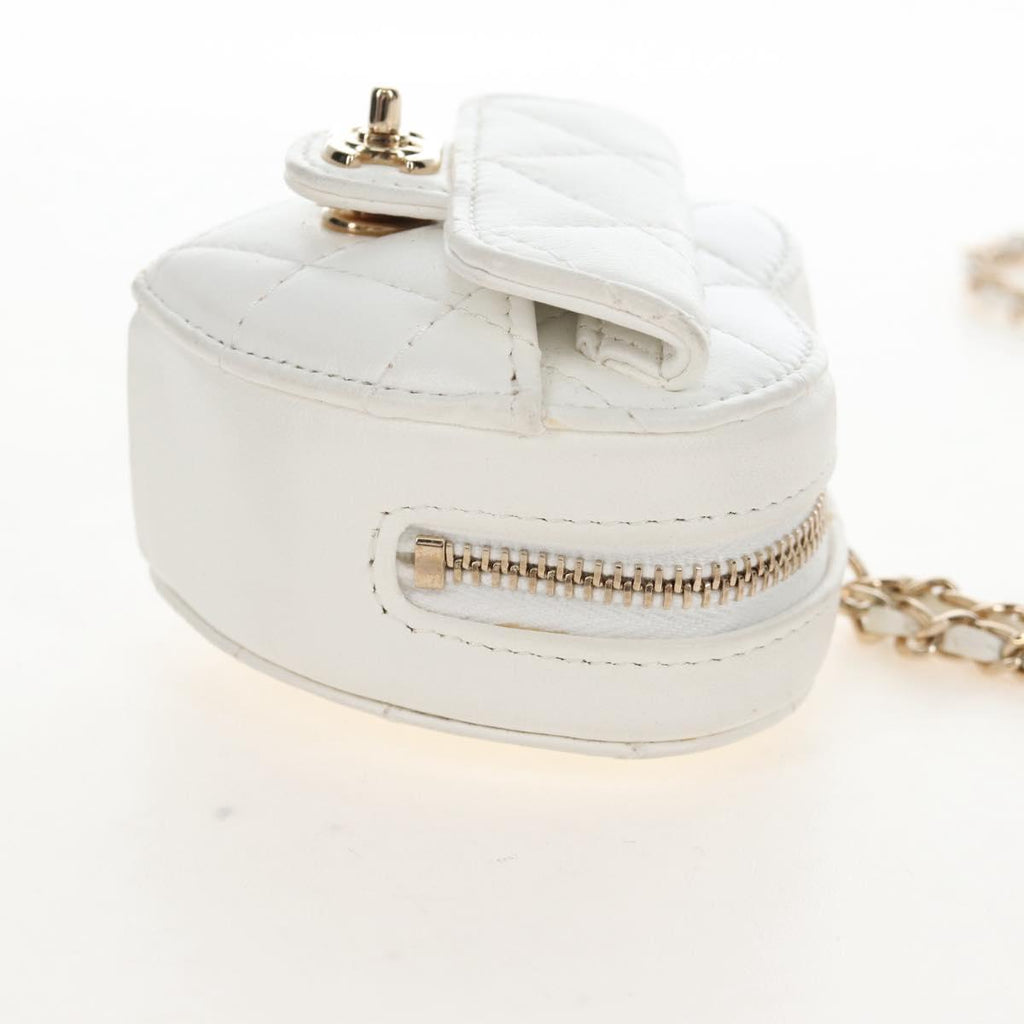 CHANEL Matelasse Chain Shoulder Pouch Lamb Skin White Gold CC Auth 208209M