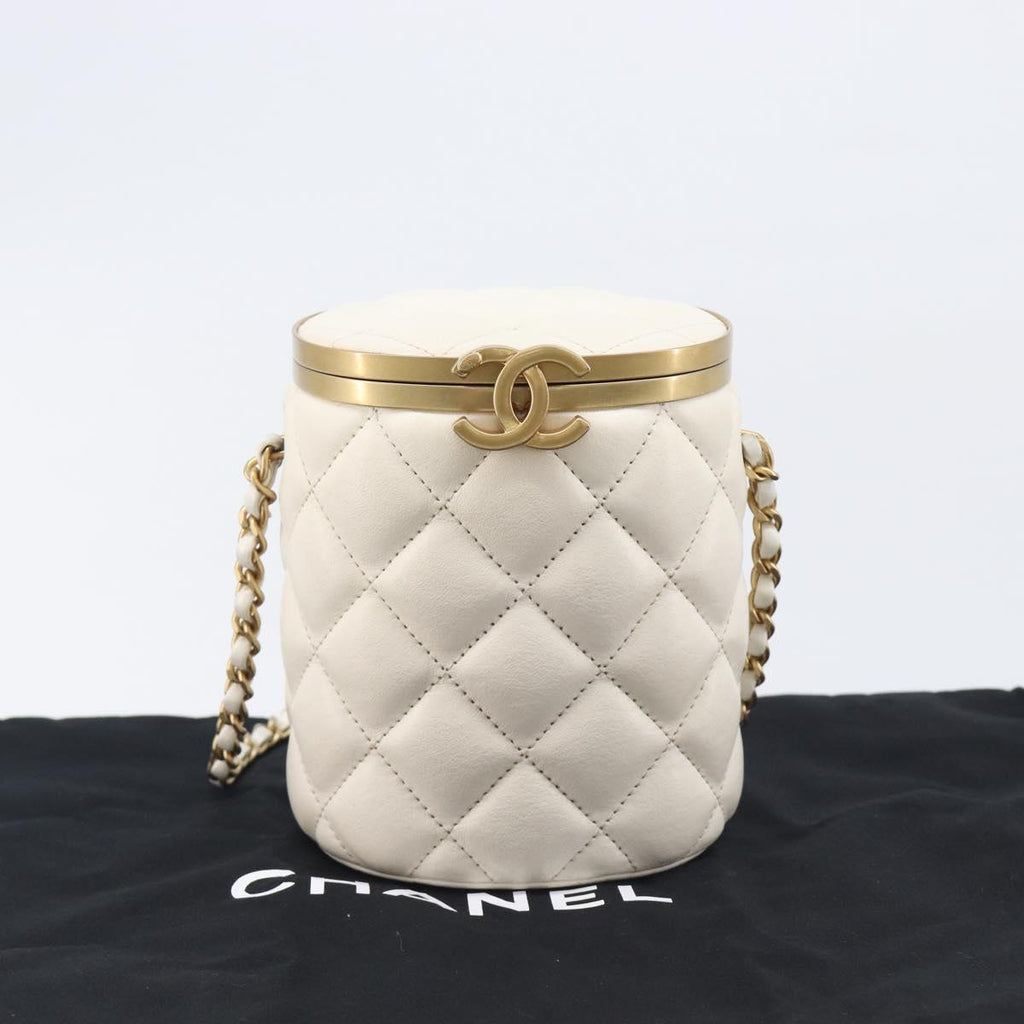 CHANEL Matelasse Chain Vanity Shoulder Bag Lamb Skin Ivory Gold CC Auth 208213M
