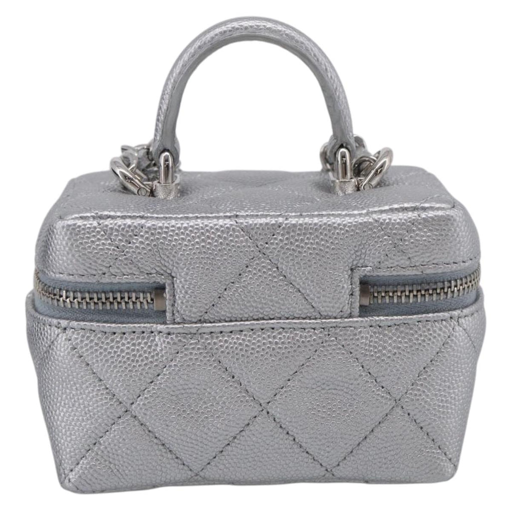 CHANEL Matelasse Chain Shoulder Vanity Pouch Caviar Skin 2way CC Auth 208451SAM