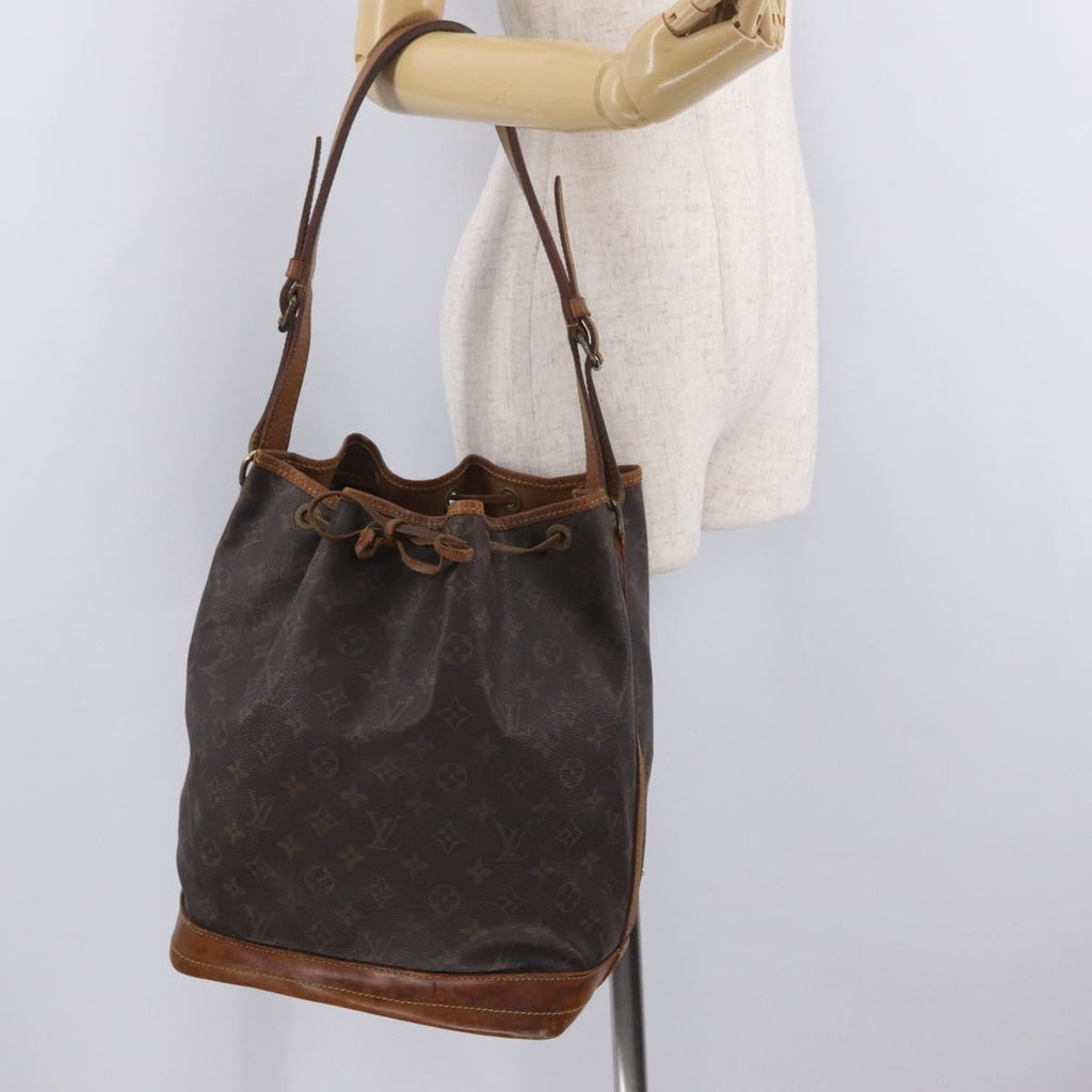 LOUIS VUITTON Monogram Noe Shoulder Bag M42224 LV Auth 209690