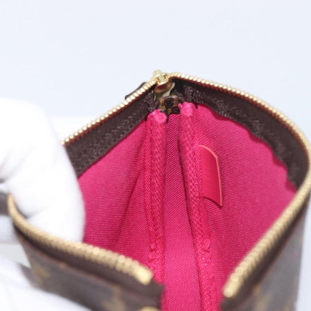 LOUIS VUITTON Vivienne Mini Pochette Accessoires Pouch M69752 LV Auth 210256SAM