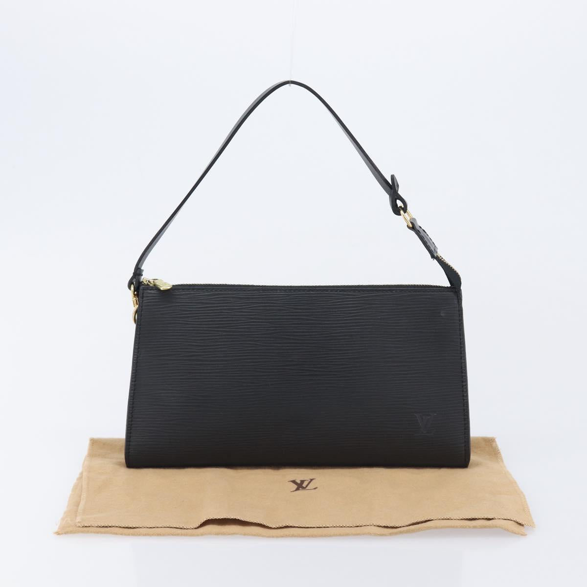 LOUIS VUITTON Epi Pochette Accessoires Pouch Black M52982 LV Auth 210879V