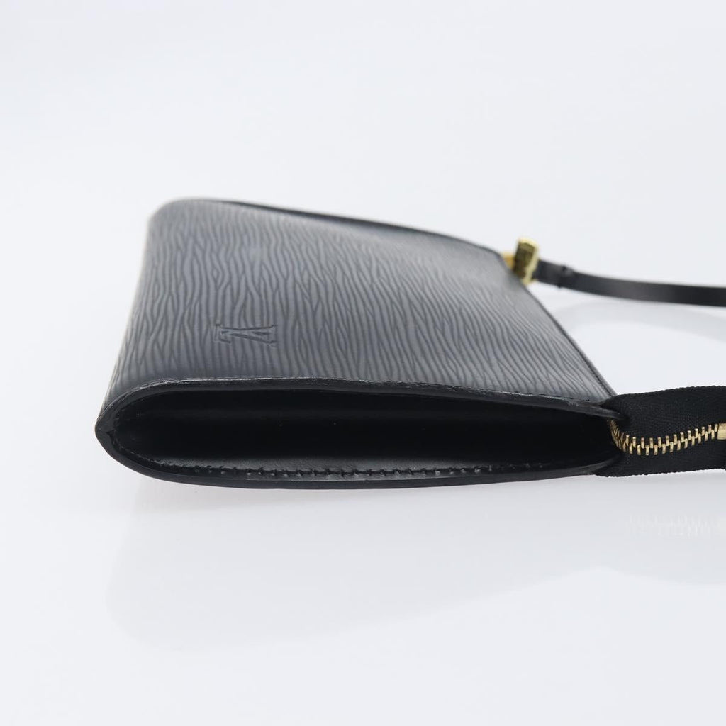 LOUIS VUITTON Epi Pochette Accessoires Pouch Black M52982 LV Auth 210879V