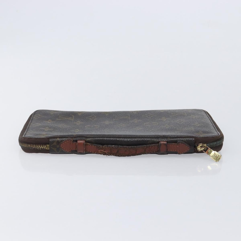 LOUIS VUITTON Monogram Poche Escapade Travel Case M60113 LV Auth 212951