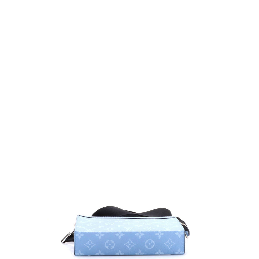Gaston Wearable Wallet Monogram Taigarama