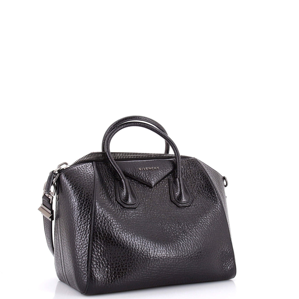 Antigona Bag Leather Medium
