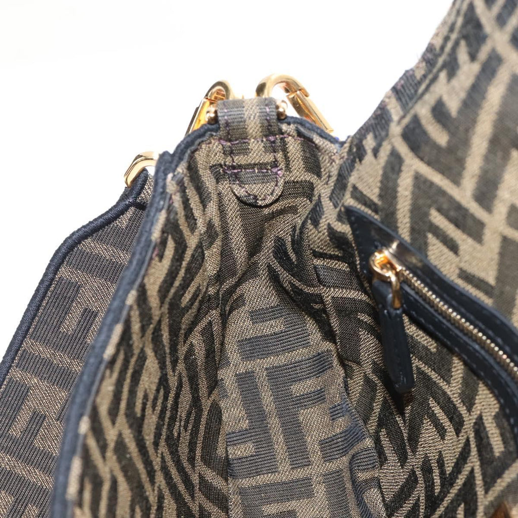 FENDI Zucca Canvas Mamma Baguette Shoulder Bag Brown Gold 8BR600 Auth BA16286SM