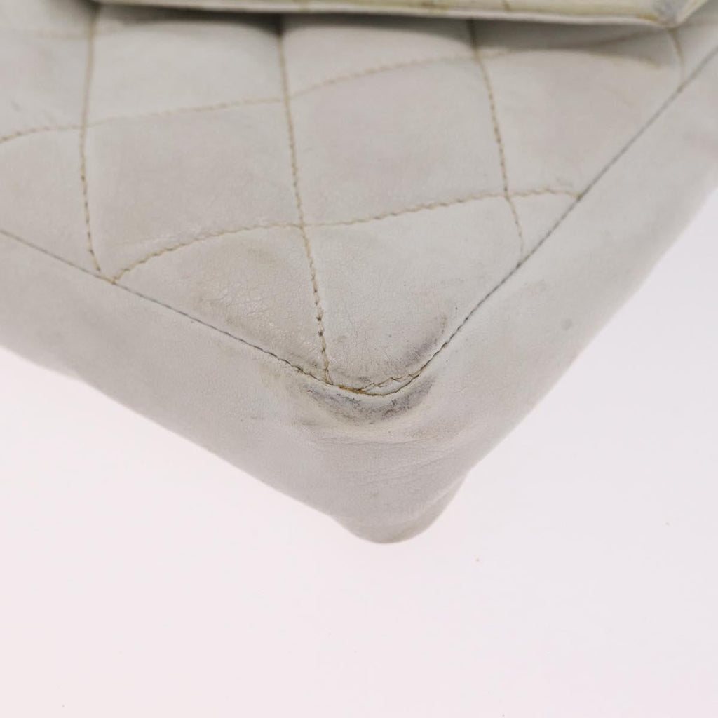 CHANEL Matelasse Waist Bag Lamb Skin White Gold CC Auth BA16757