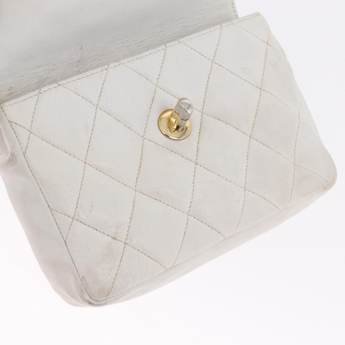 CHANEL Matelasse Waist Bag Lamb Skin White Gold CC Auth BA16757