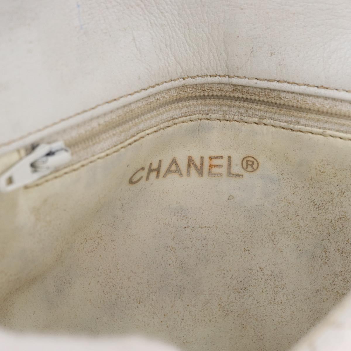 CHANEL Matelasse Waist Bag Lamb Skin White Gold CC Auth BA16757