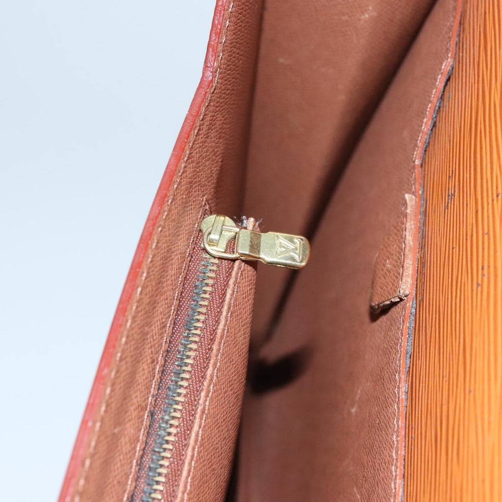 LOUIS VUITTON Epi Porte Documents Bandouliere Zipangu Gold M54468 Auth bs23752
