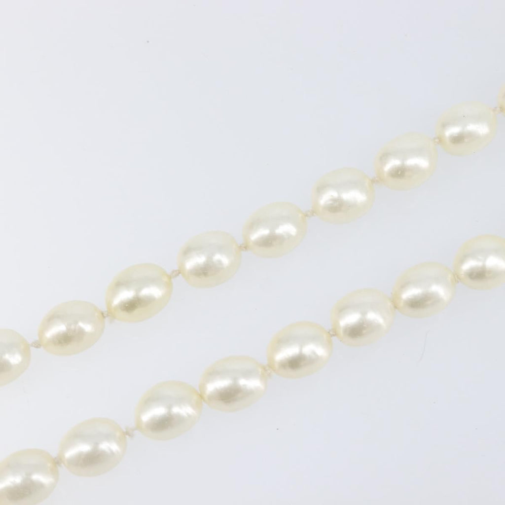 CHANEL Pearl Necklace metal Gold White CC Auth bs37053V