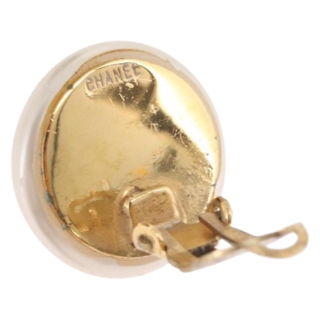 CHANEL Pearl Earring metal Gold CC Auth bs37619