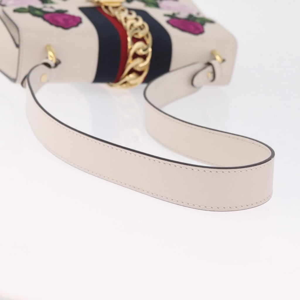 GUCCI Silvi Shoulder Bag Leather White Gold Tone 421882 Auth bs37879A