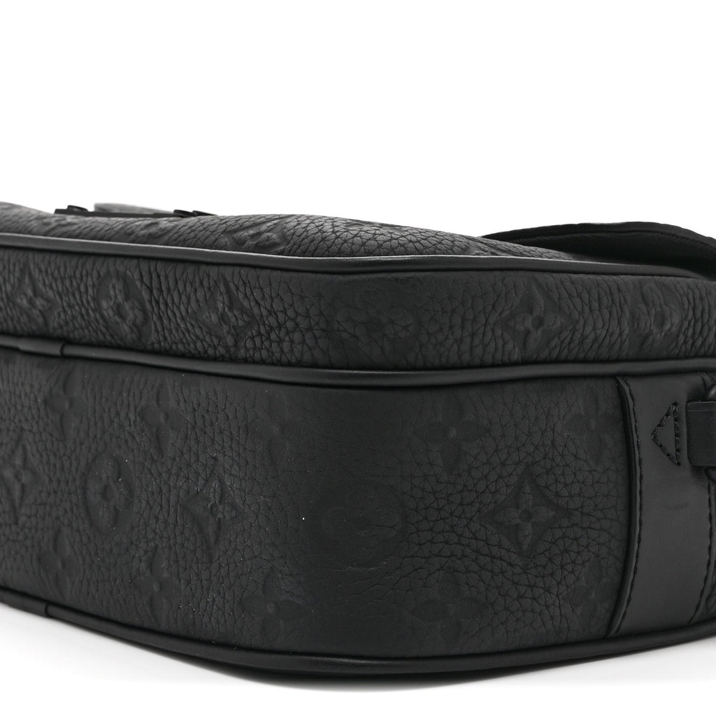 Taurillon Monogram S Lock Messenger Black