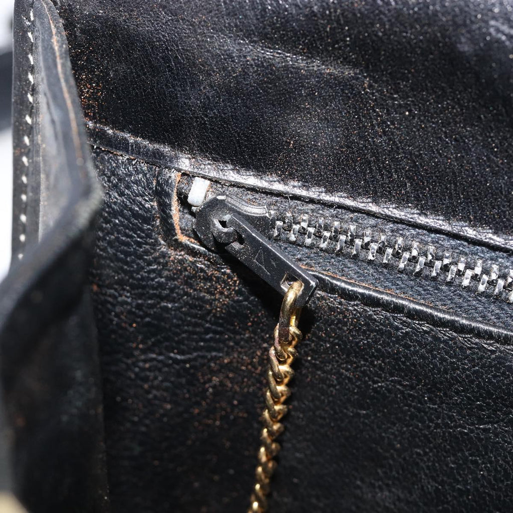 CELINE Horse Carriage Shoulder Bag Leather Black Gold Auth mr3168